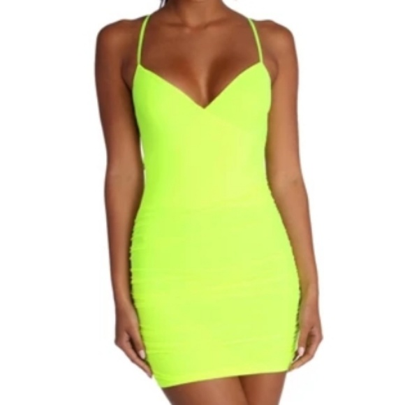 Windsor Dresses & Skirts - Windsor neon green bodycon dress